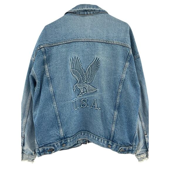TYCA USA Eagle Jean Jacket Size XL Distressed Blue Denim Embossed Logo Trucker - Picture 12 of 15